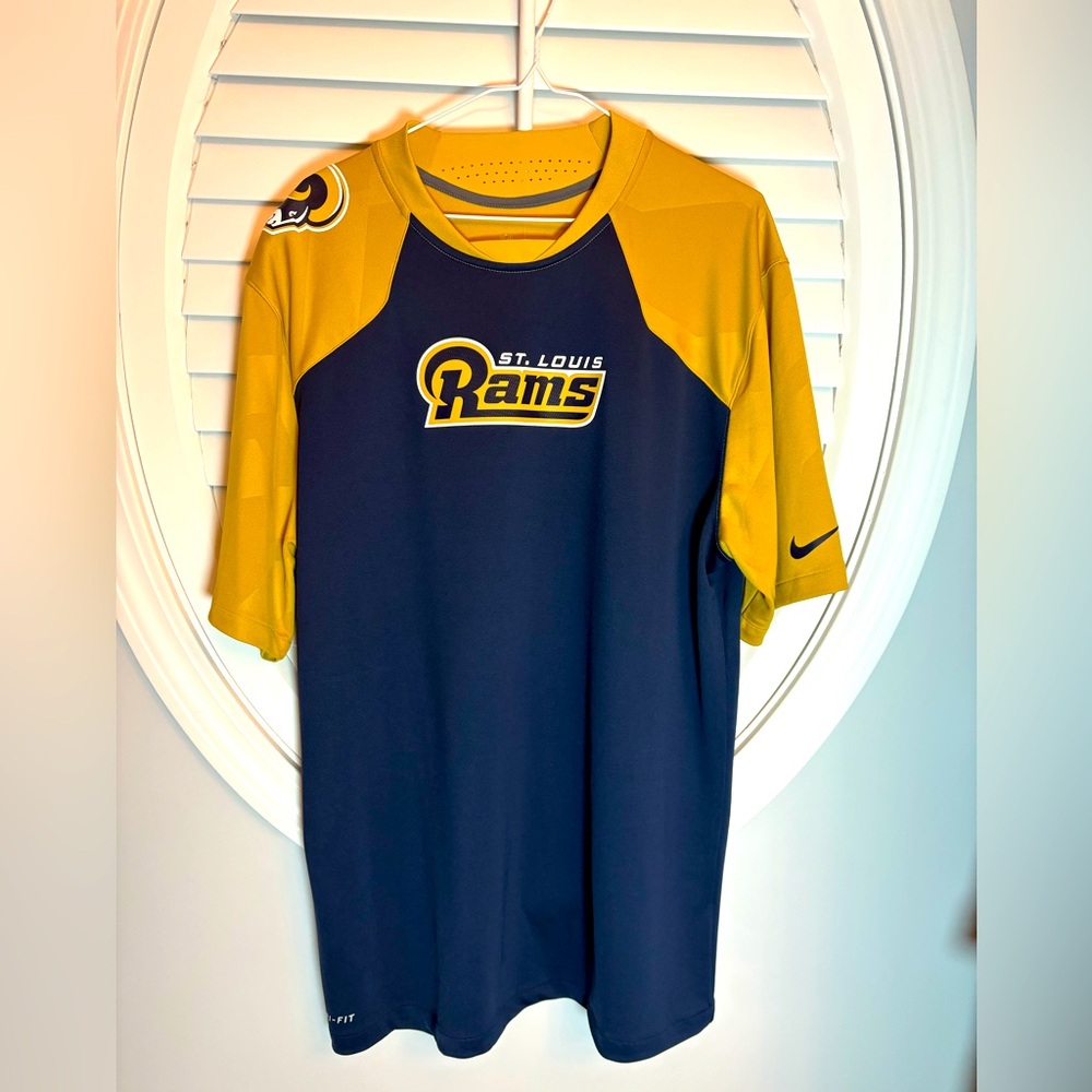 Nike St. Louis Rams men’s large dry‎ fit performance short sleeve shirt